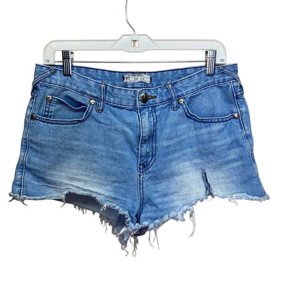Free People Cut Off Jean Shorts Size 30 - Picture 1 of 6